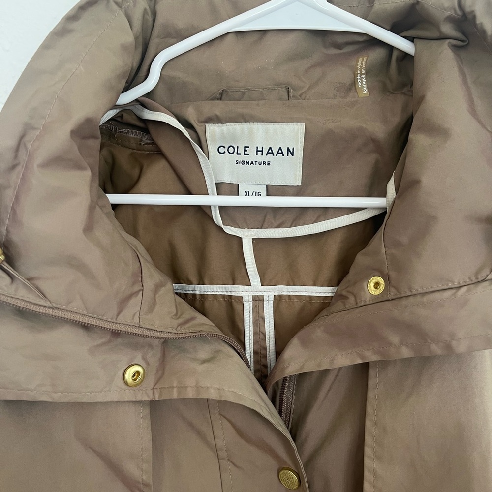 Cole Haan khaki raincoat size XL - Picture 2 of 5